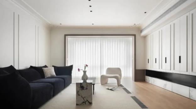 家装案例，149㎡现代风格：配色淡雅+多功能收纳，打造极简美学空间！